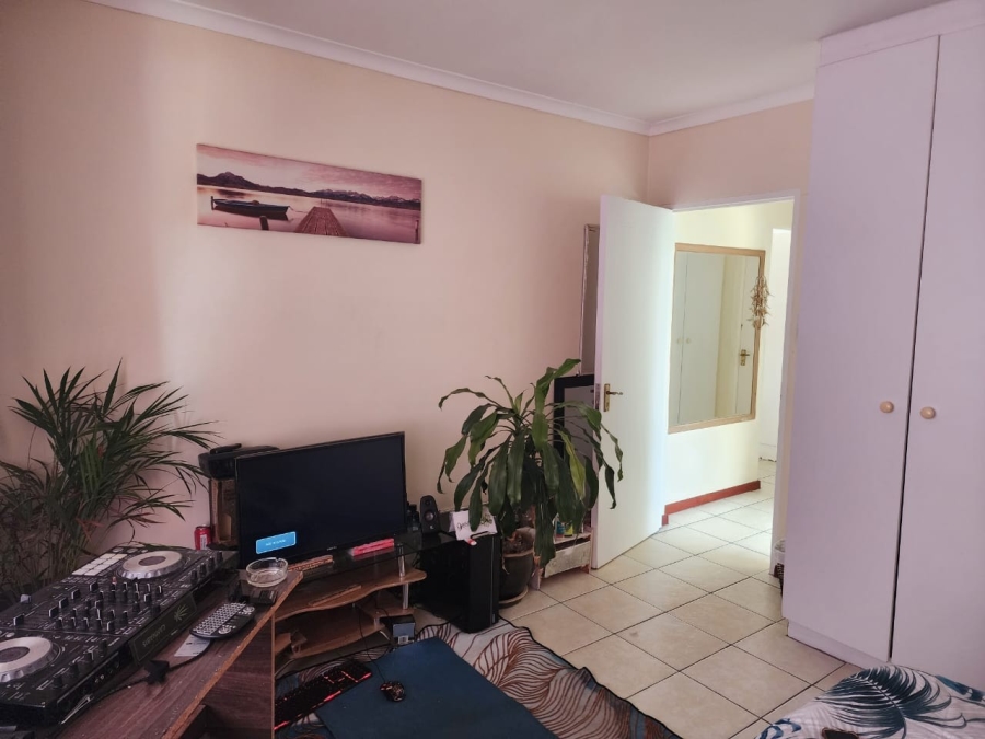 2 Bedroom Property for Sale in Summerstrand Eastern Cape